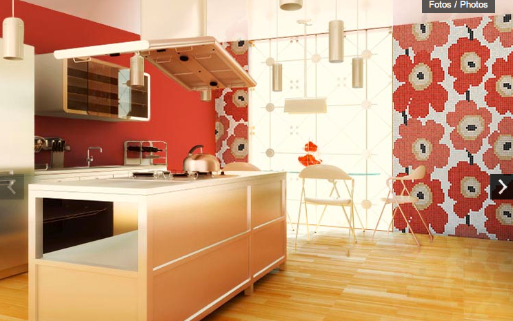 Интерьер кухни: крупные красные цветы на стенах