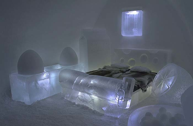 Кровать в виде льда