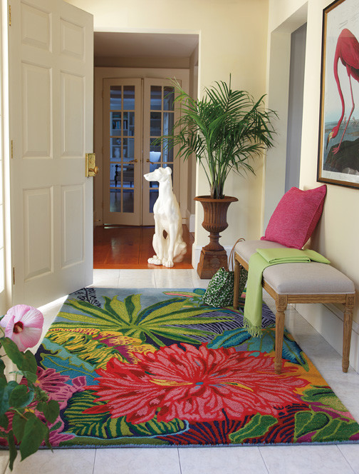 Bright tropical style in the interior photo 02