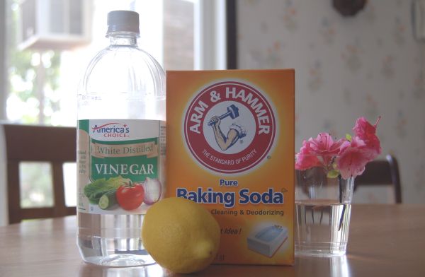 Cleaners of vinegar and lemon soda 06
