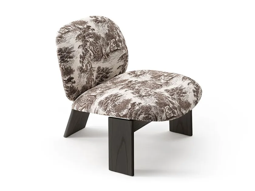 Лаунж-кресло с тканью toile de Jouy — ракурс