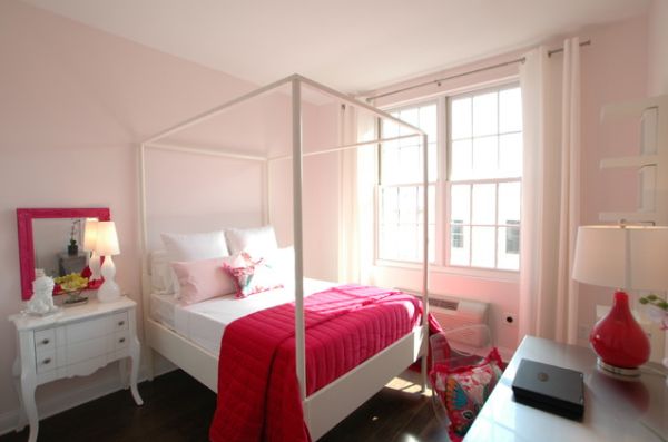Розовый в интерьере спальни