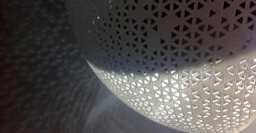 Перфорированный плафон-полусфера подвесного светильника Section lamp
