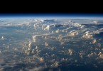 Облака, снятые Алексом Джерстом с борта МКС