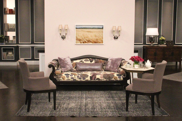 Шикарный турецкий ковёр в оформлении гостиной