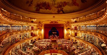 El Ateneo Grand Splendid: великолепный книжный магазин в театральном интерьере