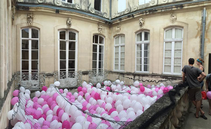 Инсталляция из воздушных шаров на Фестивале живой архитектуры в Монпелье, 2015