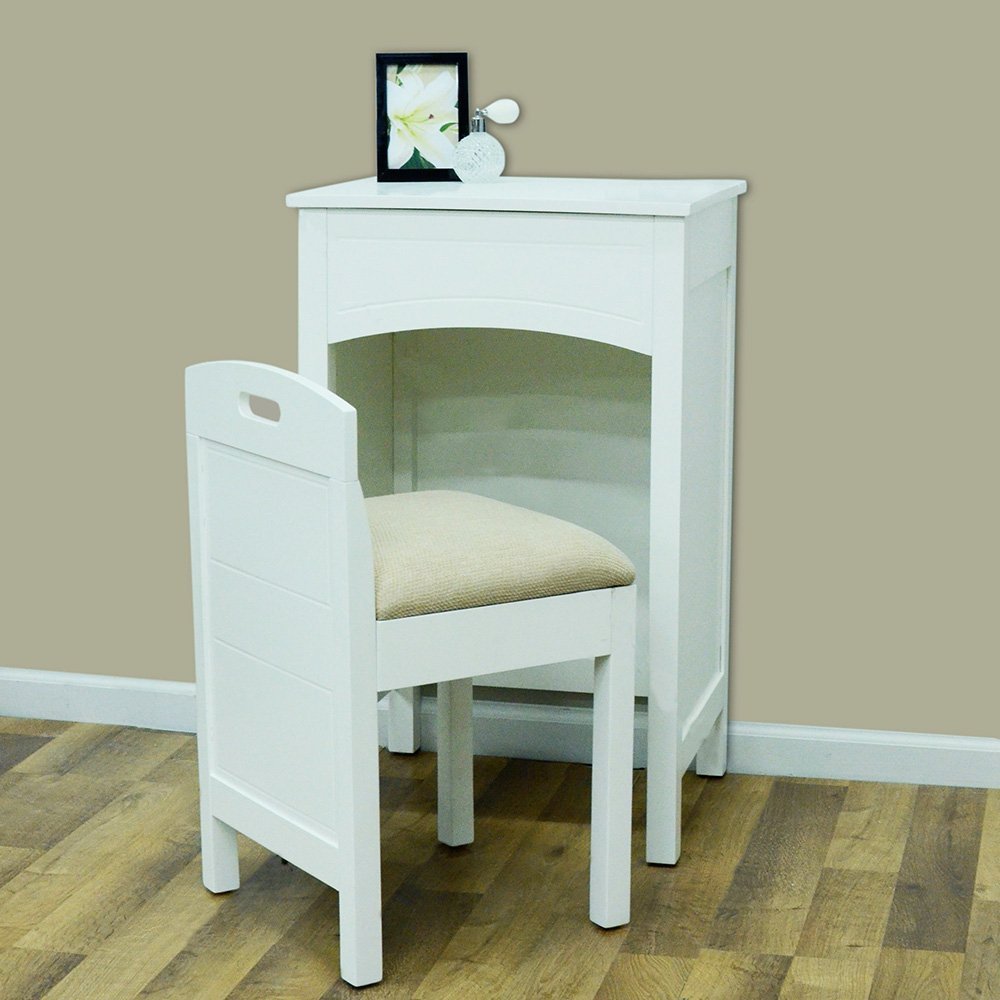 Компактно складывающийся мебельный гарнитур: тумбочка и стул с мягким сидением