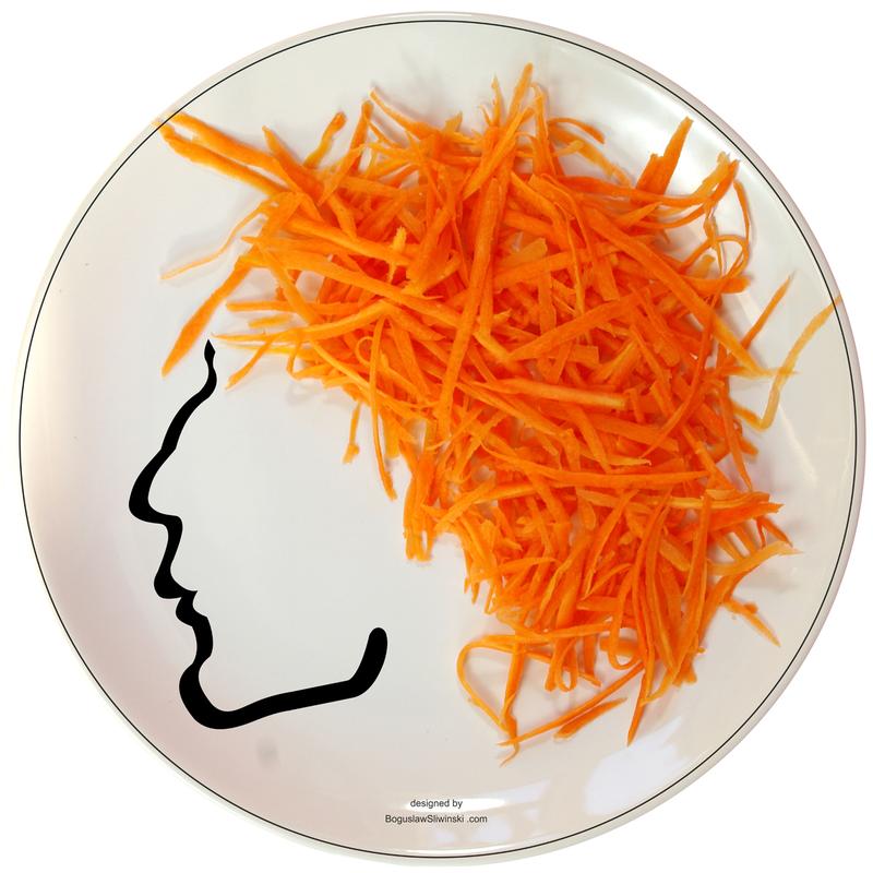 Порезанная морковь на тарелке от Богуслава Сливински
