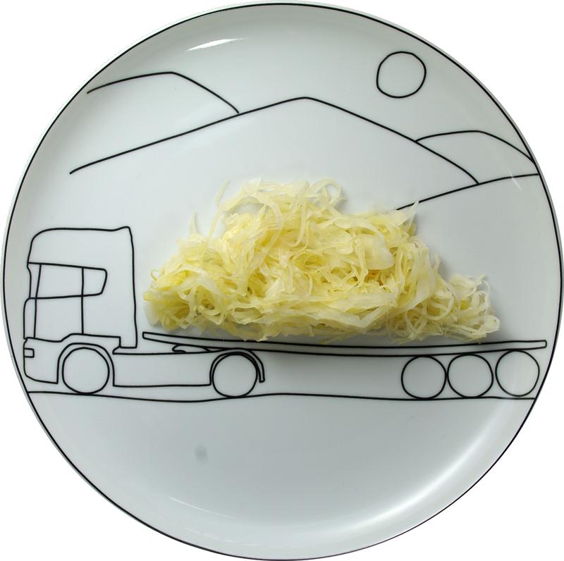 Рисунок грузового автомобиля на тарелке от Богуслава Сливински