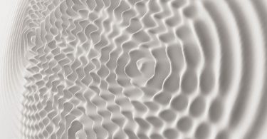 Лорис Чекини: пульсирующие рельефные панно с изображением круговых волн