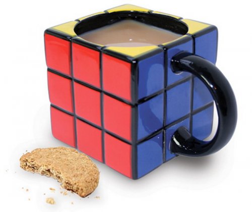 Чашка в виде кубика-рубика