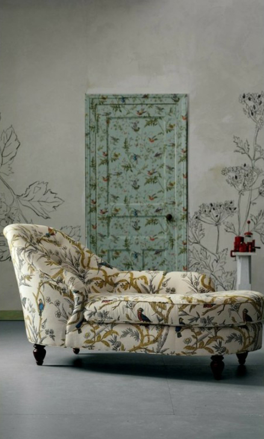 decorate doors with wallpapers 3