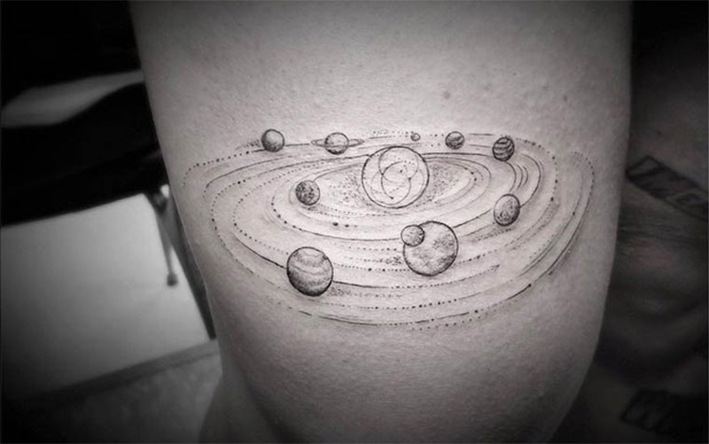 Солнечная система в тату от доктора Ву