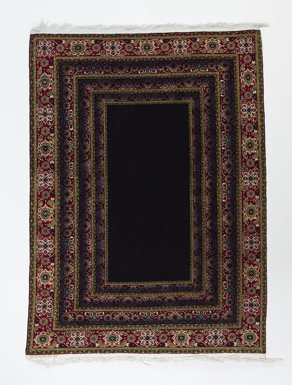 Мутированные традиционные ковры от Фаига Ахмеда