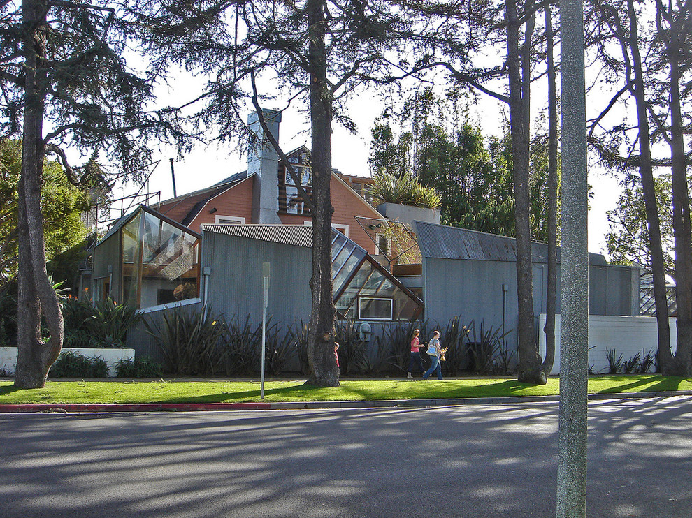 Собственный дом Franka Gehry в Канаде