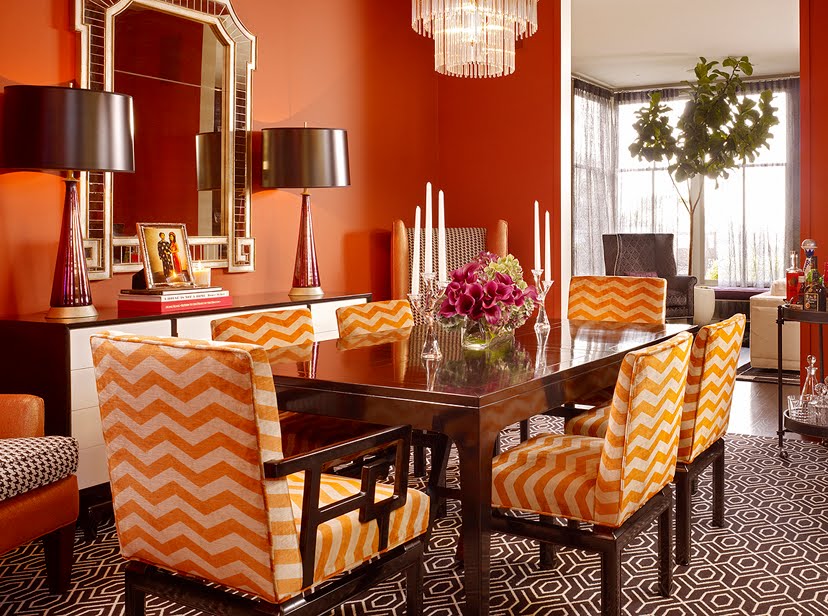 Оранжевая столовая в стиле контемпорари