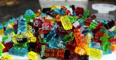 Съедобно, красиво и смешно: желейные конфеты в виде кубиков Lego от Гранта Томпсона