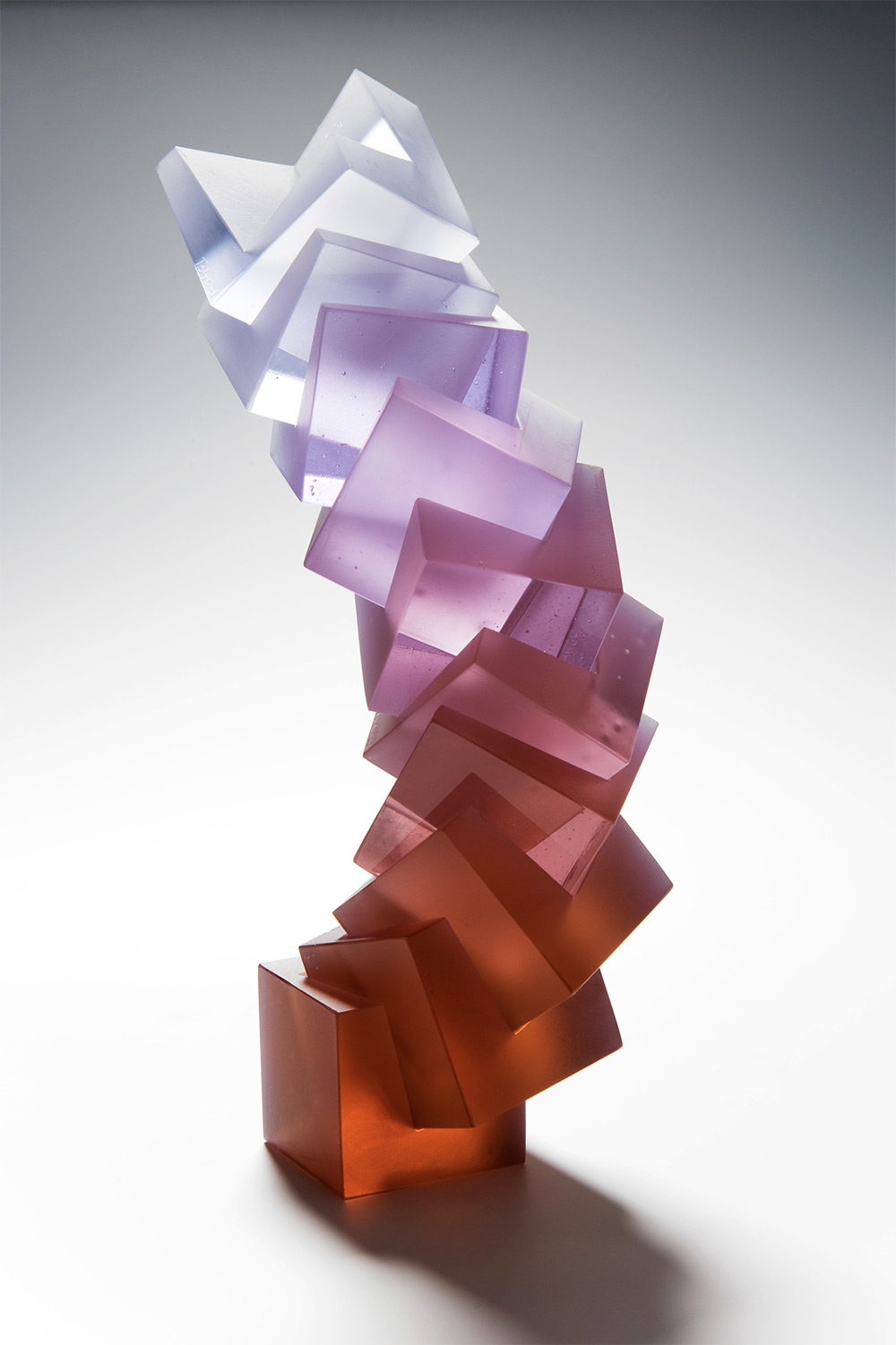 Хайке Брачлоу: цветные модульные скульптуры из литого стекла