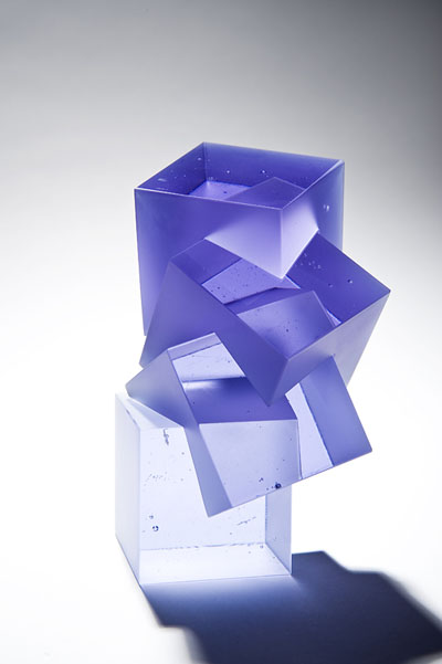 Хайке Брачлоу: цветные модульные скульптуры из литого стекла