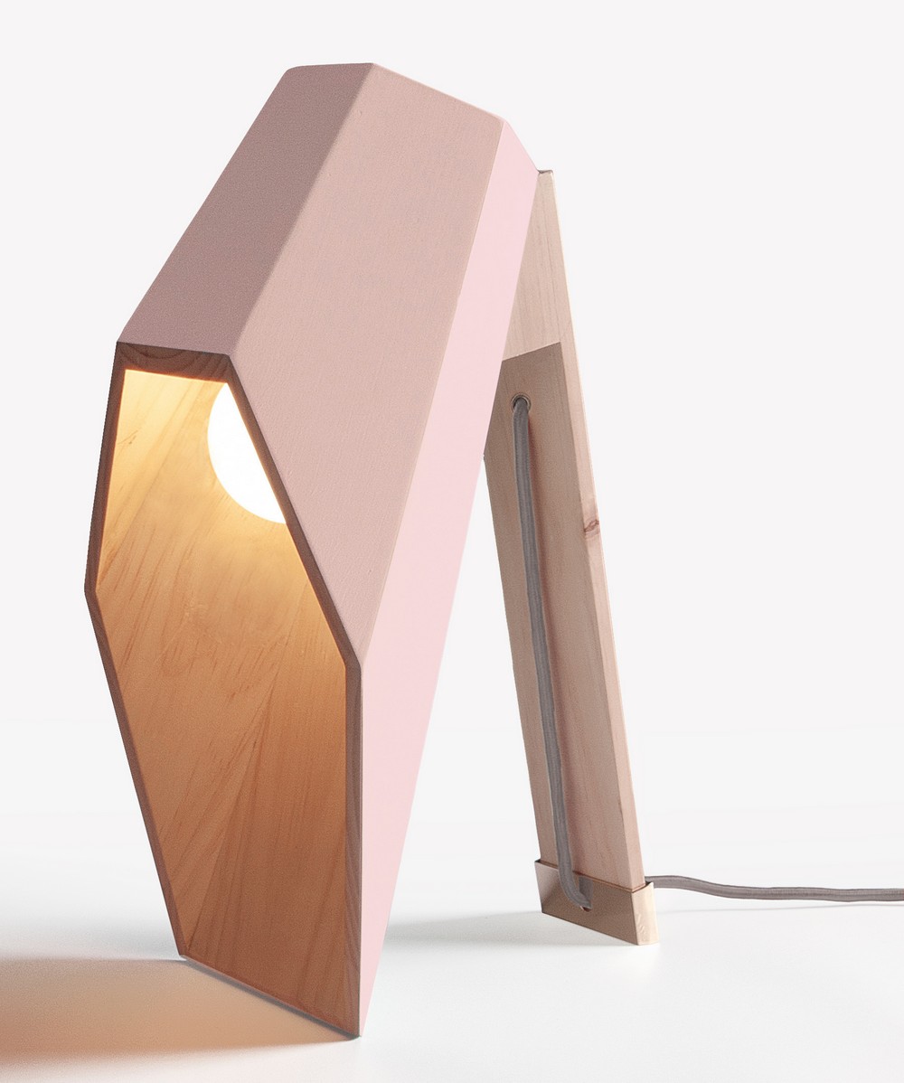 Превосходный светильник от Алессандро Замбелли в розовом цвете