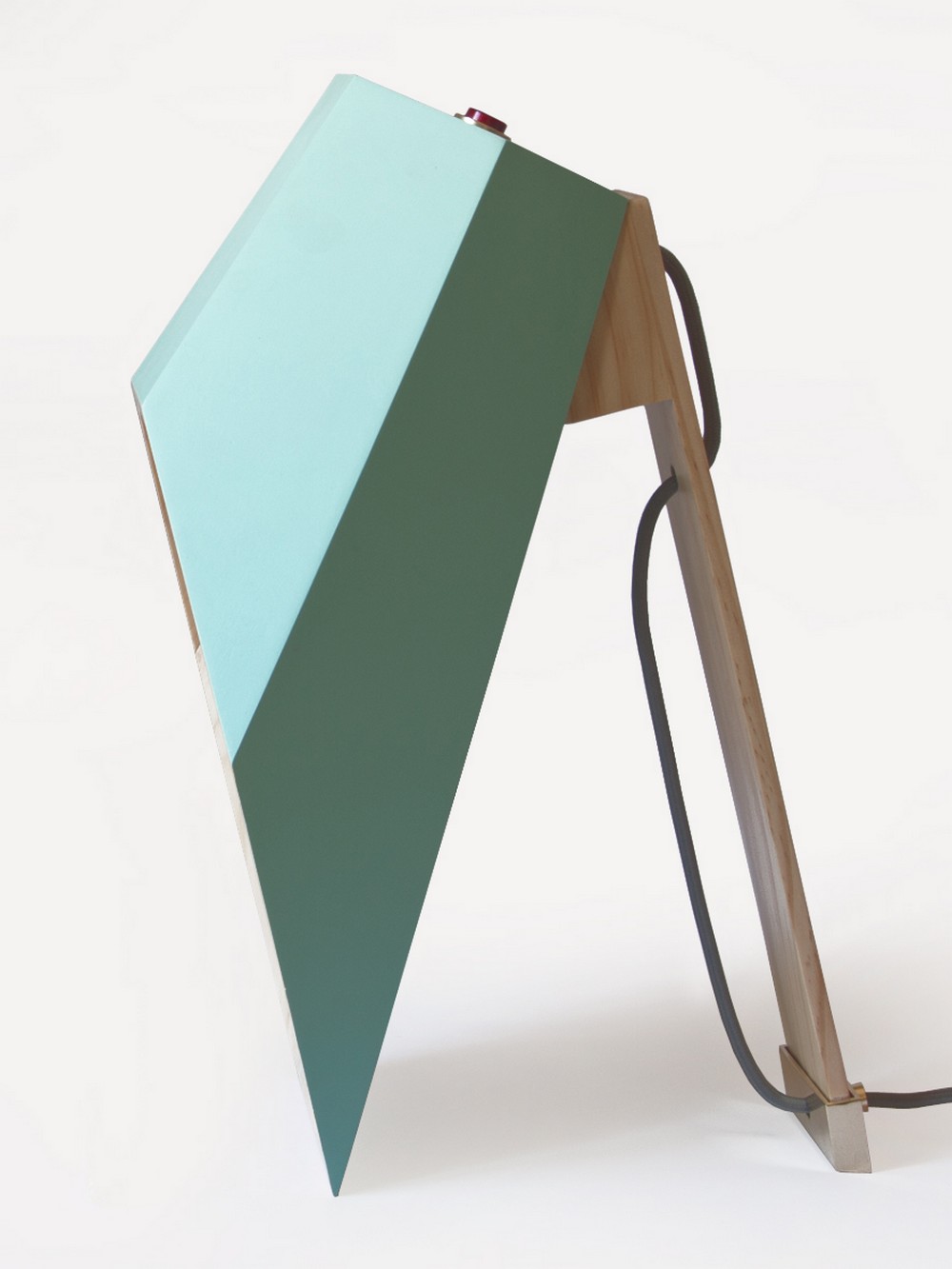 Креативный светильник от Алессандро Замбелли в зелёном цвете