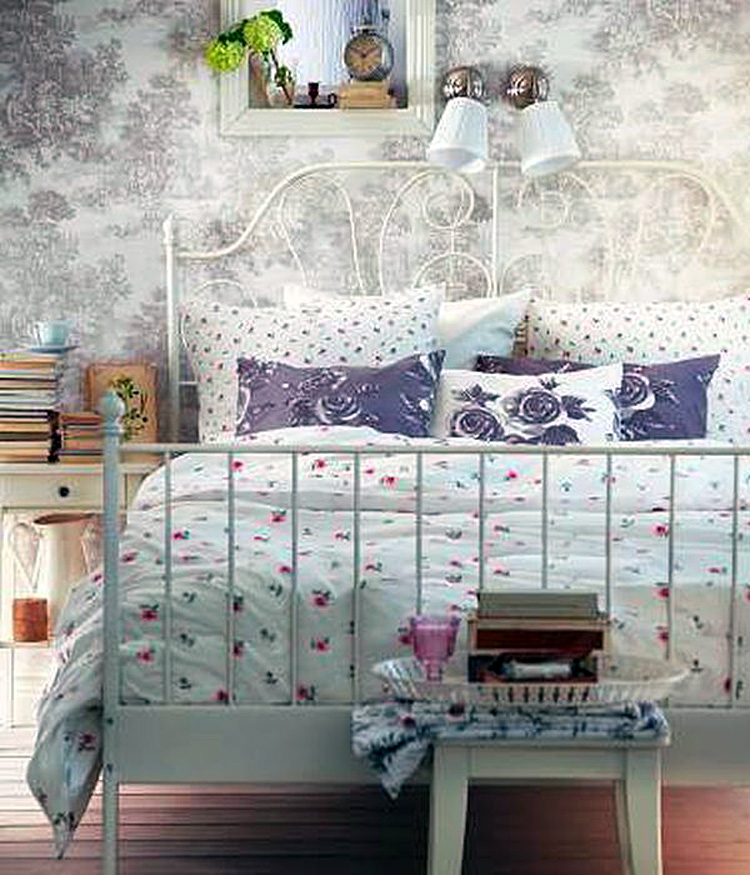 Яркий дизайн интерьера спальни от Ikea