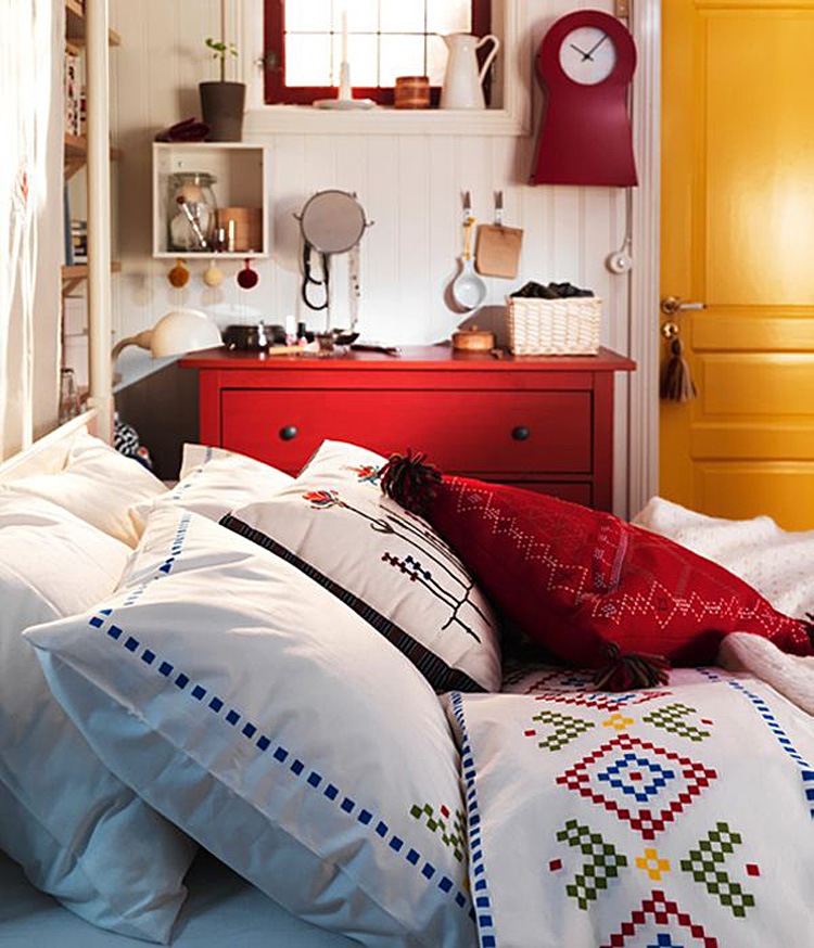 Креативный дизайн интерьера спальни от Ikea