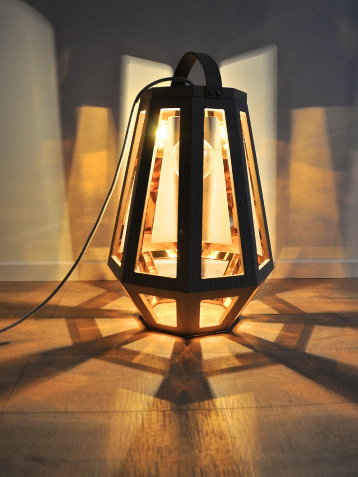 Замечательный деревянный светильник из коллекции ZUID от Françoise Oostwegel