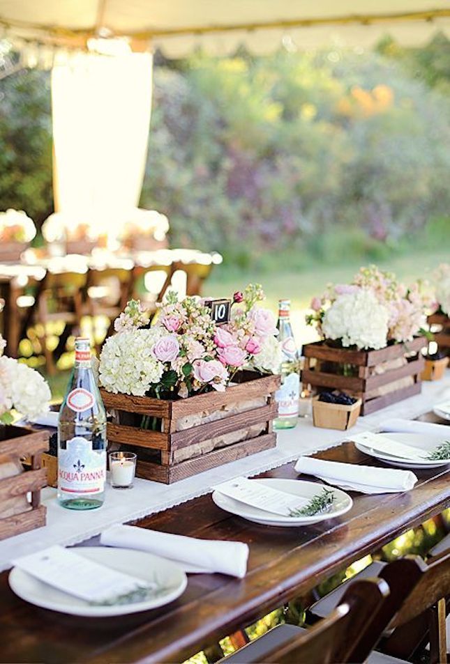 Ящечки для цветов на свадебном столе