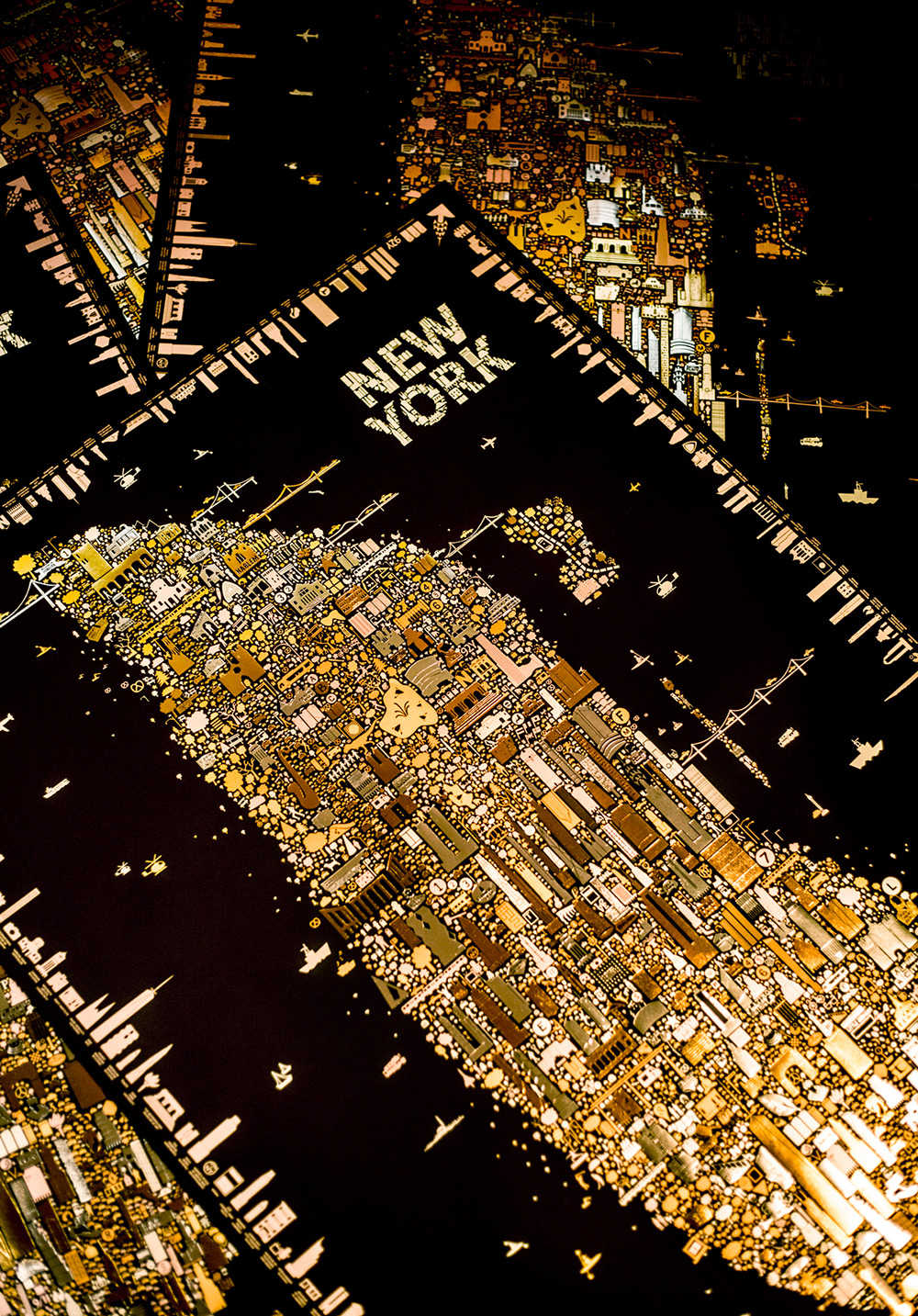 Сувенир из Нью-Йорка: роскошный плакат в эстетике рисунков Климта