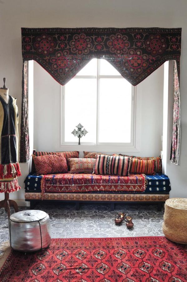 Прекрасное оформление интерьера в марокканском стиле
