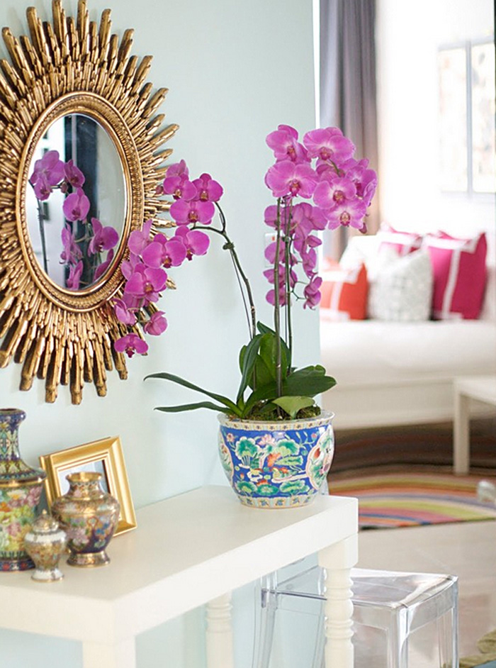 Роспись горшка с орхидеями в интерьере