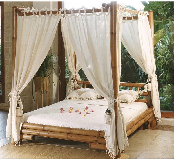Бамбуковая кровать