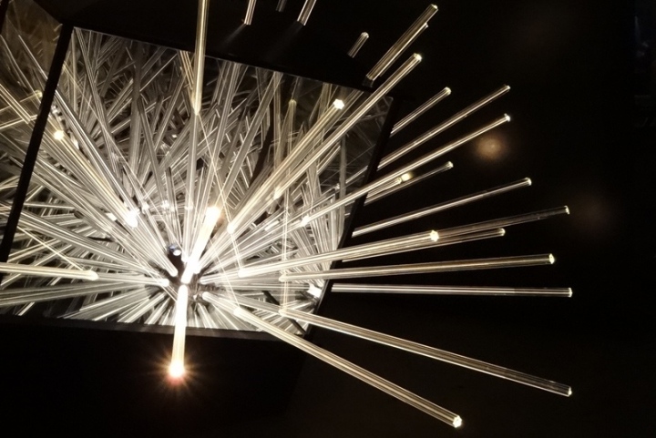 Креативный лучистый светильник Big Bang от венского дизайнера Hans Kotter, Австрия