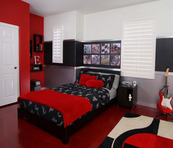 Спальня в чёрно-красных тонах