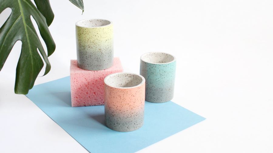 Cовременная декоративная керамика - стаканы от Lindsey Hampton