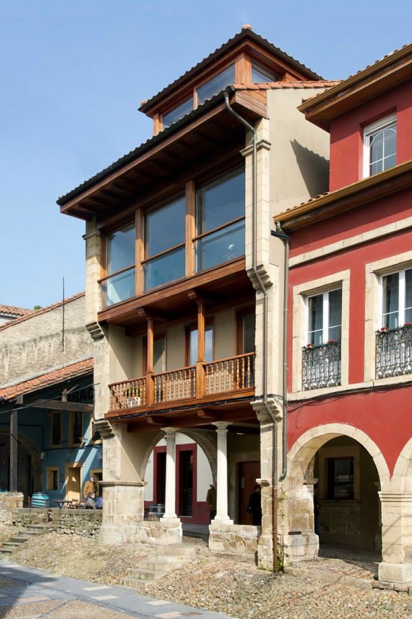 Фасад в традиционном испанском стиле