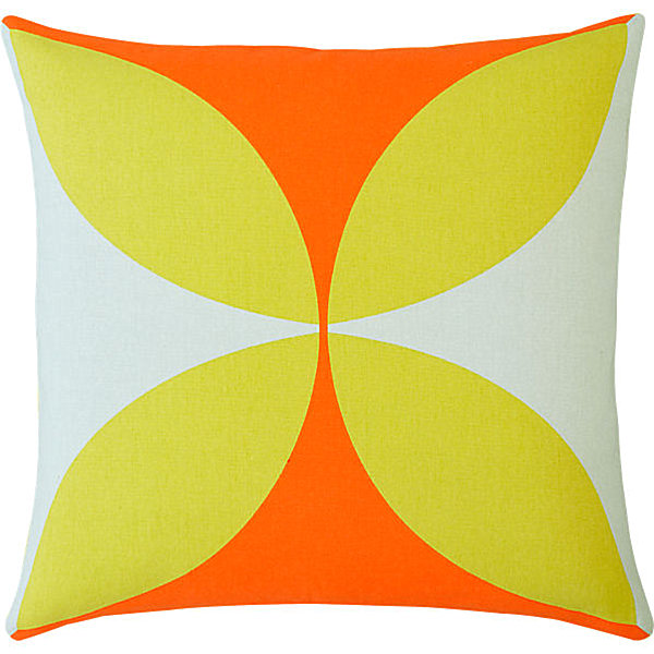 Современная подушка геометрической формы