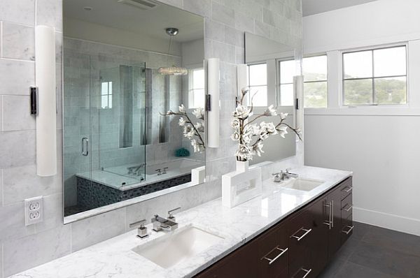 Ванная комната с белыми цветами в восточном стиле