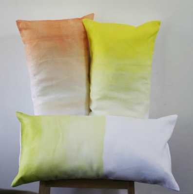 Двухцветные подушки от Xavier & Me Cushions