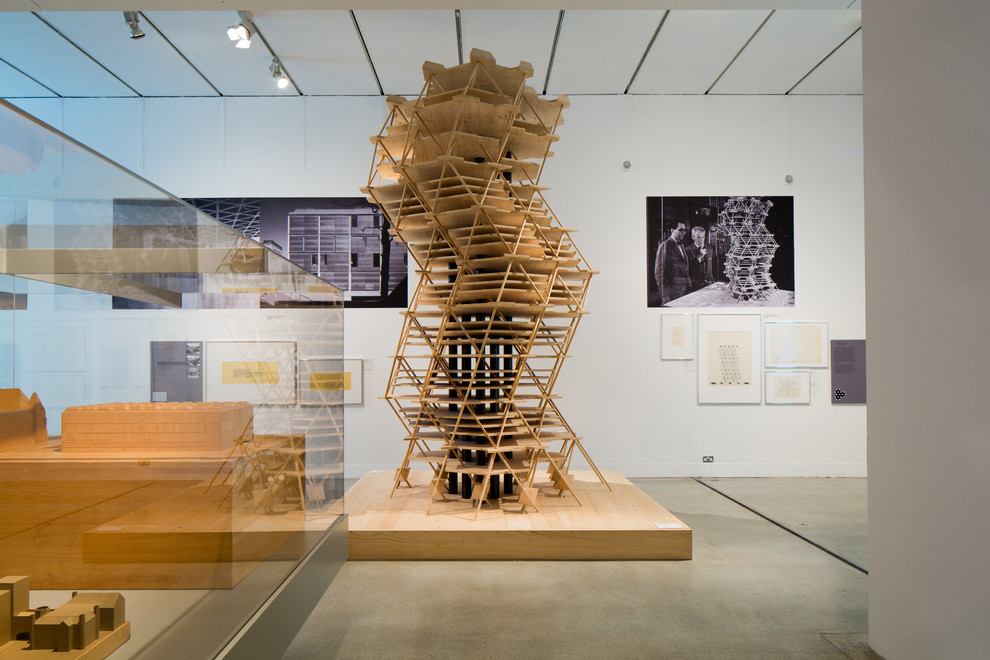 Большой макет высотки City Tower от архитектора Louis Kahn